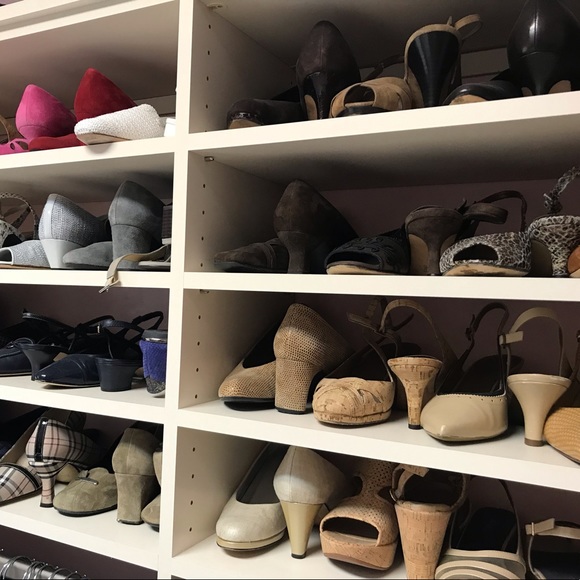 Meet your Posher, Dee! - Picture 2 of 6